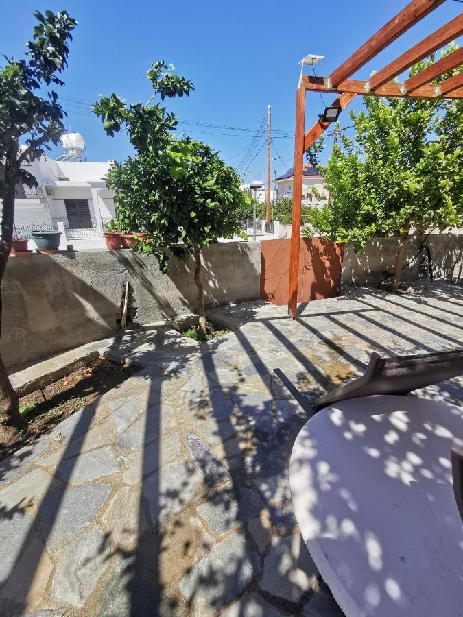 Nicosia Rooms Studios Exteriör bild