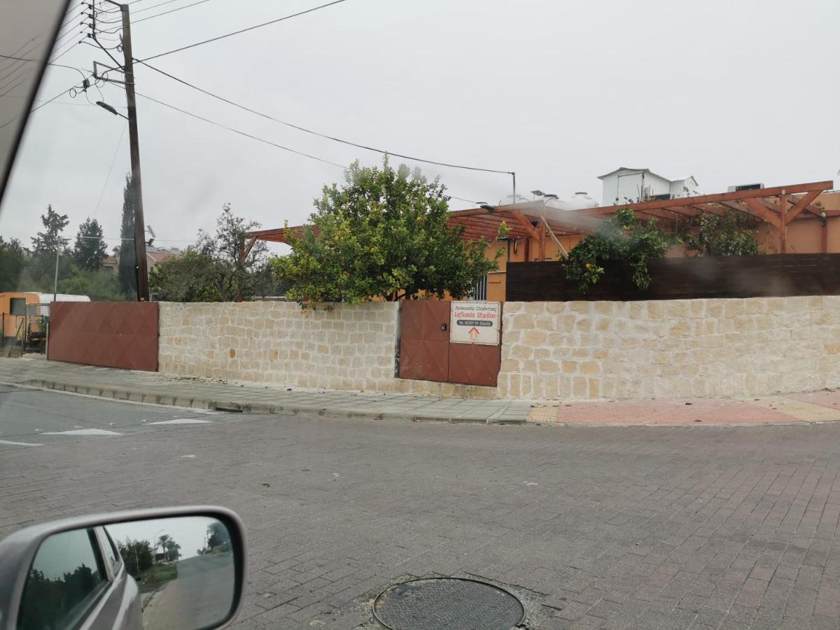Nicosia Rooms Studios Exteriör bild